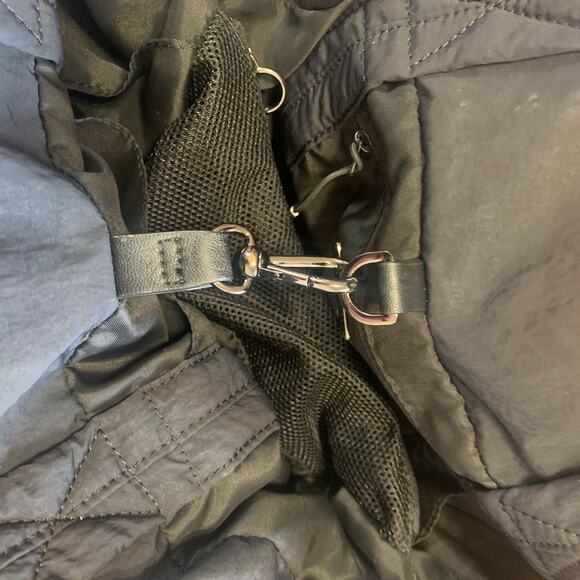 Lululemon On My Level Bag *19L Black Gym Workout Yoga Tote A42 - Picture 6 of 14